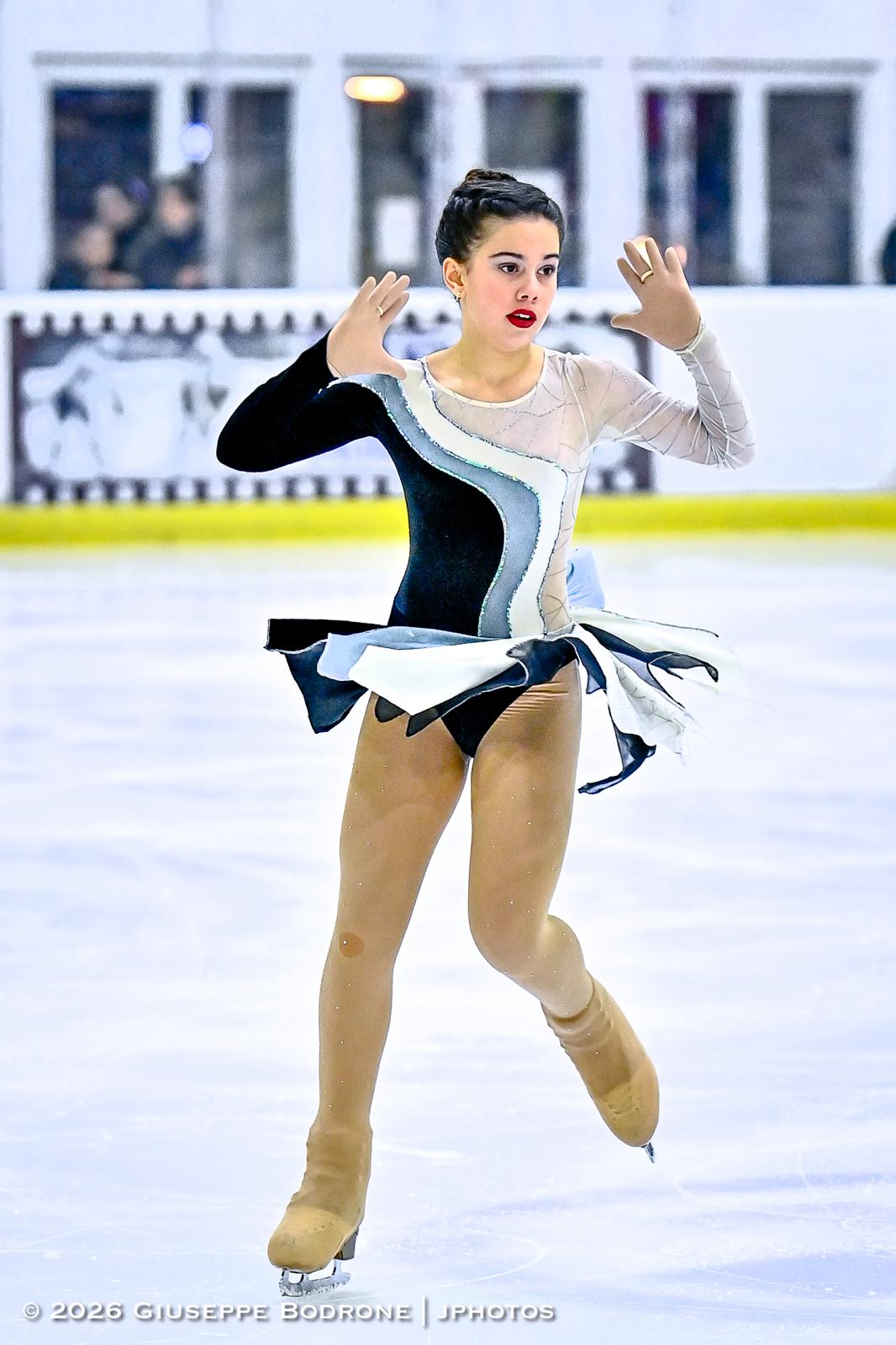 Antrenament de patinaj artistic Nova X Skate